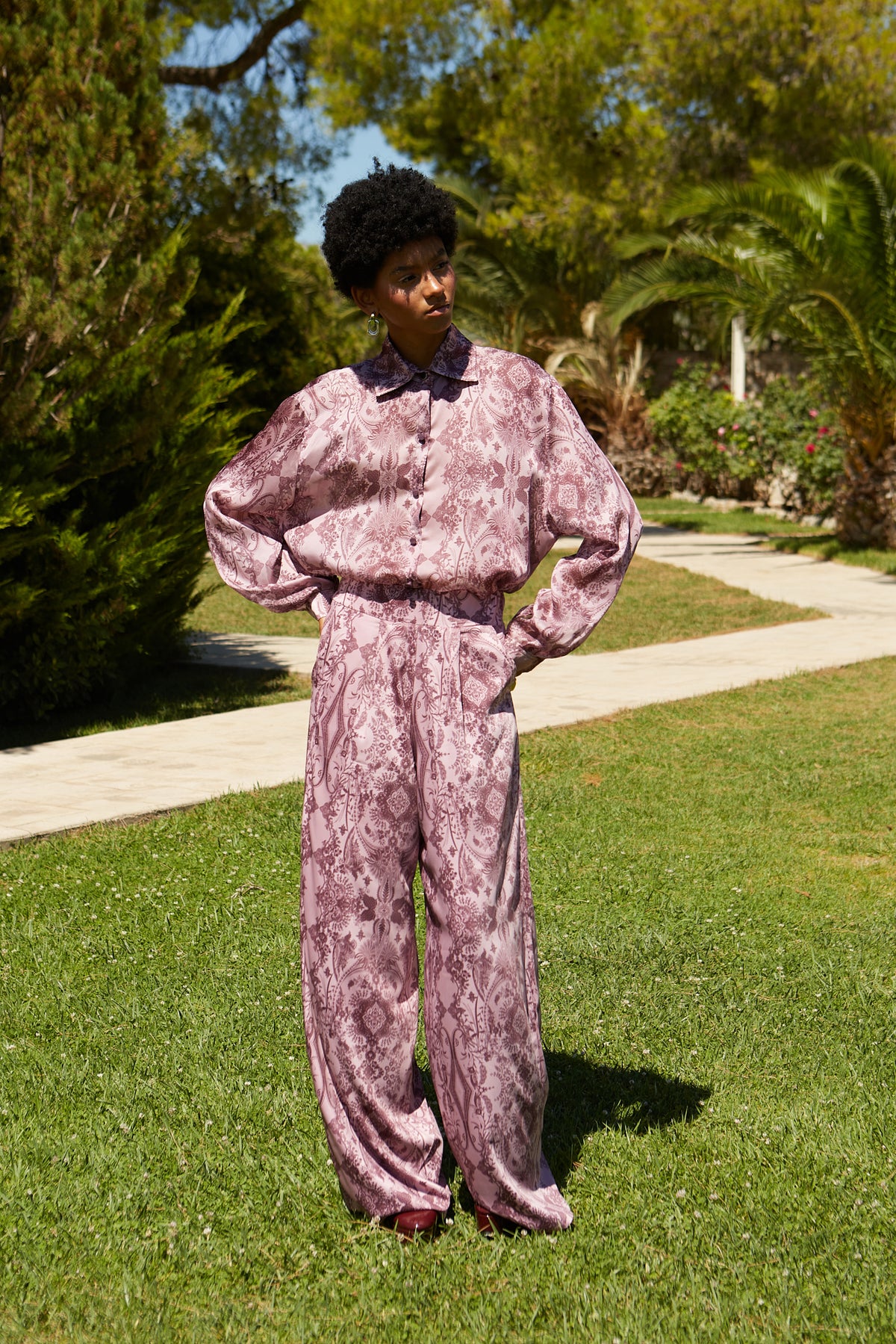 Dusty pink-bordeaux pants