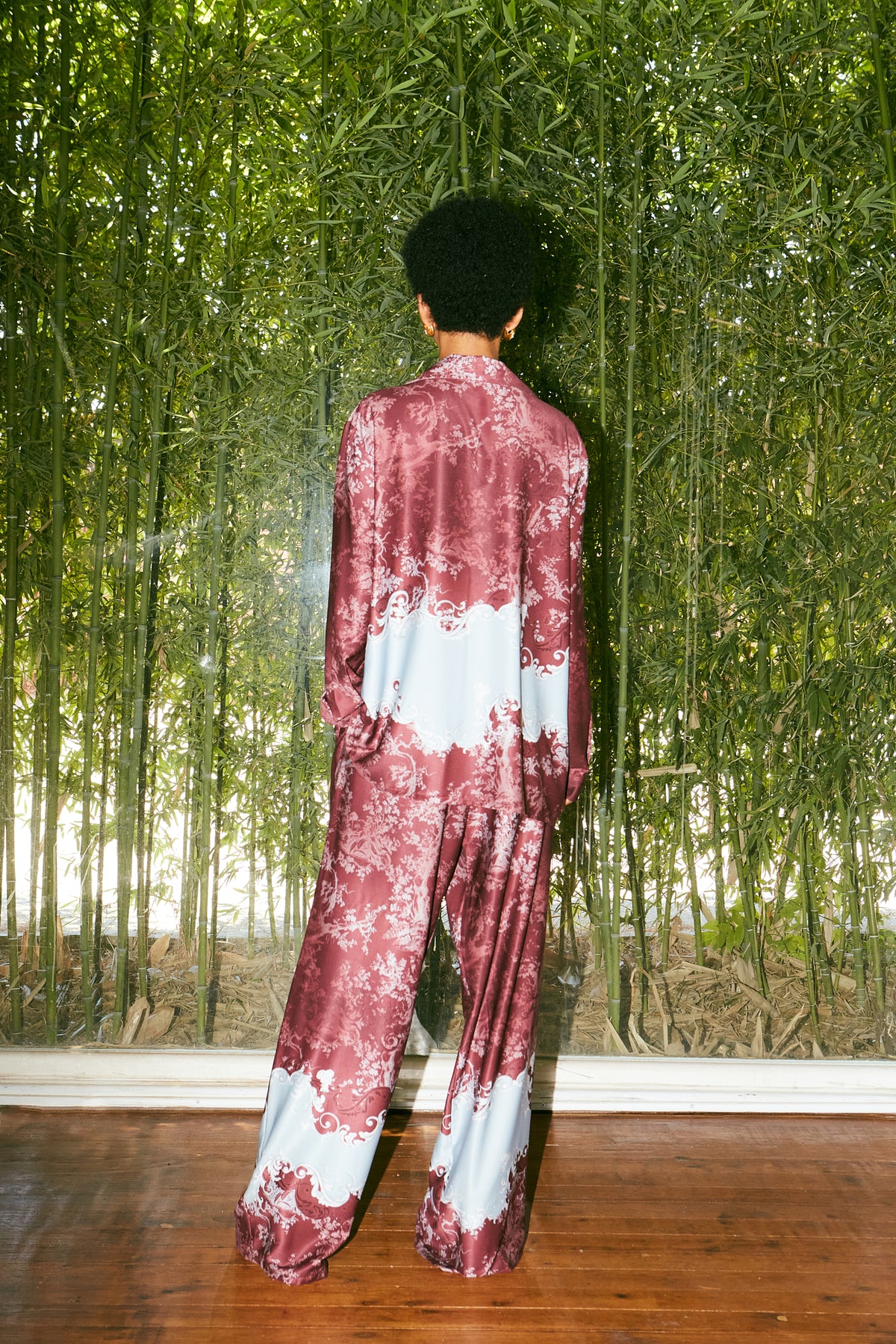 Bordeaux- light blue pants
