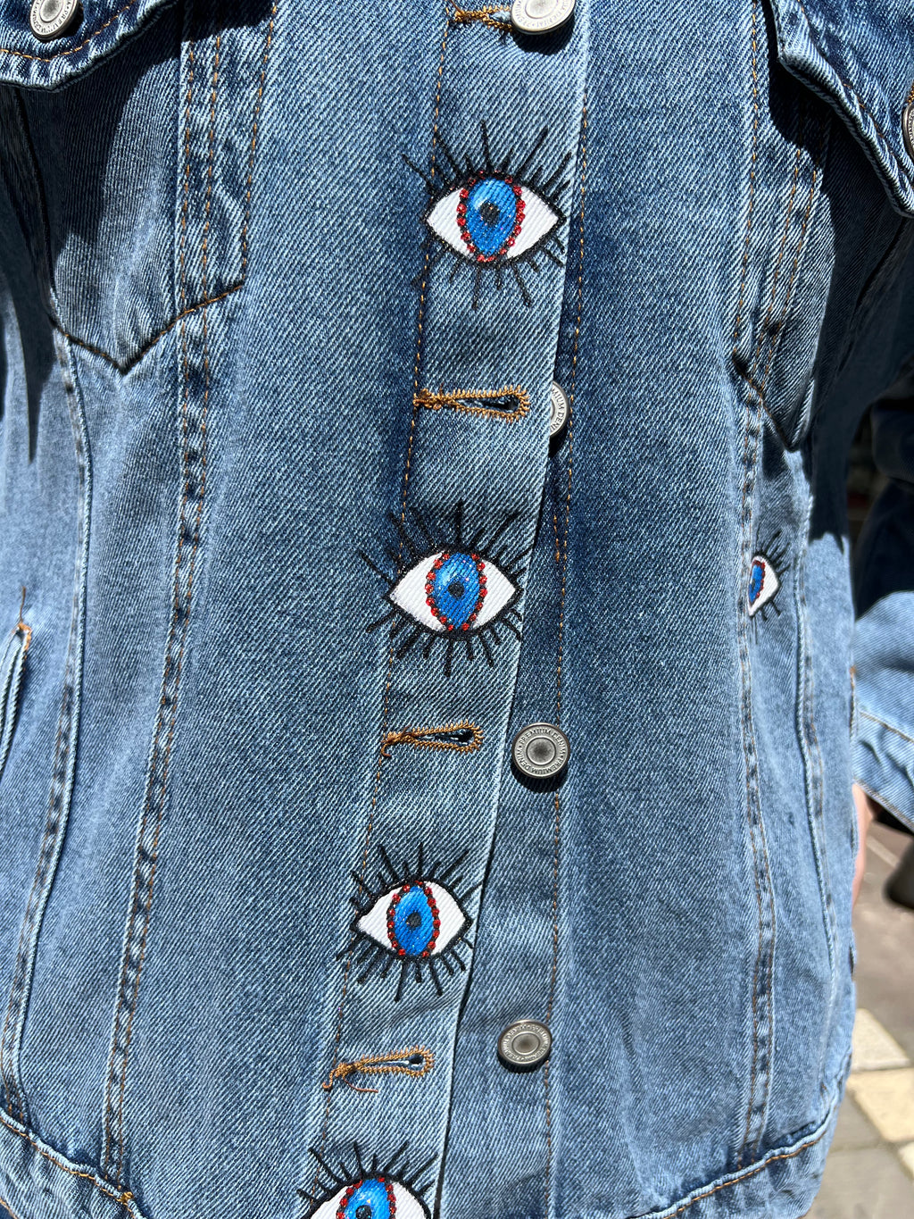 Denim-black eye jacket