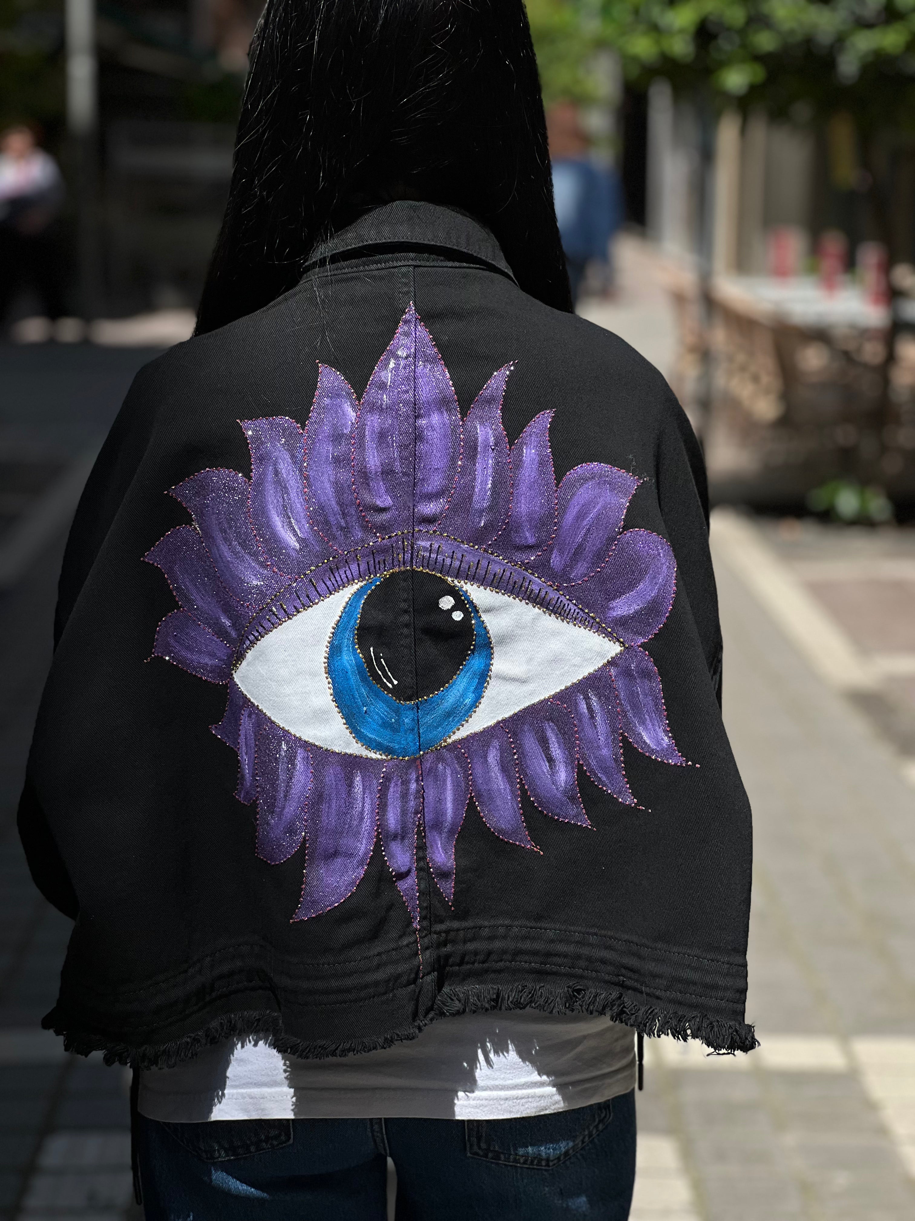 Black-purple eye crop jacket