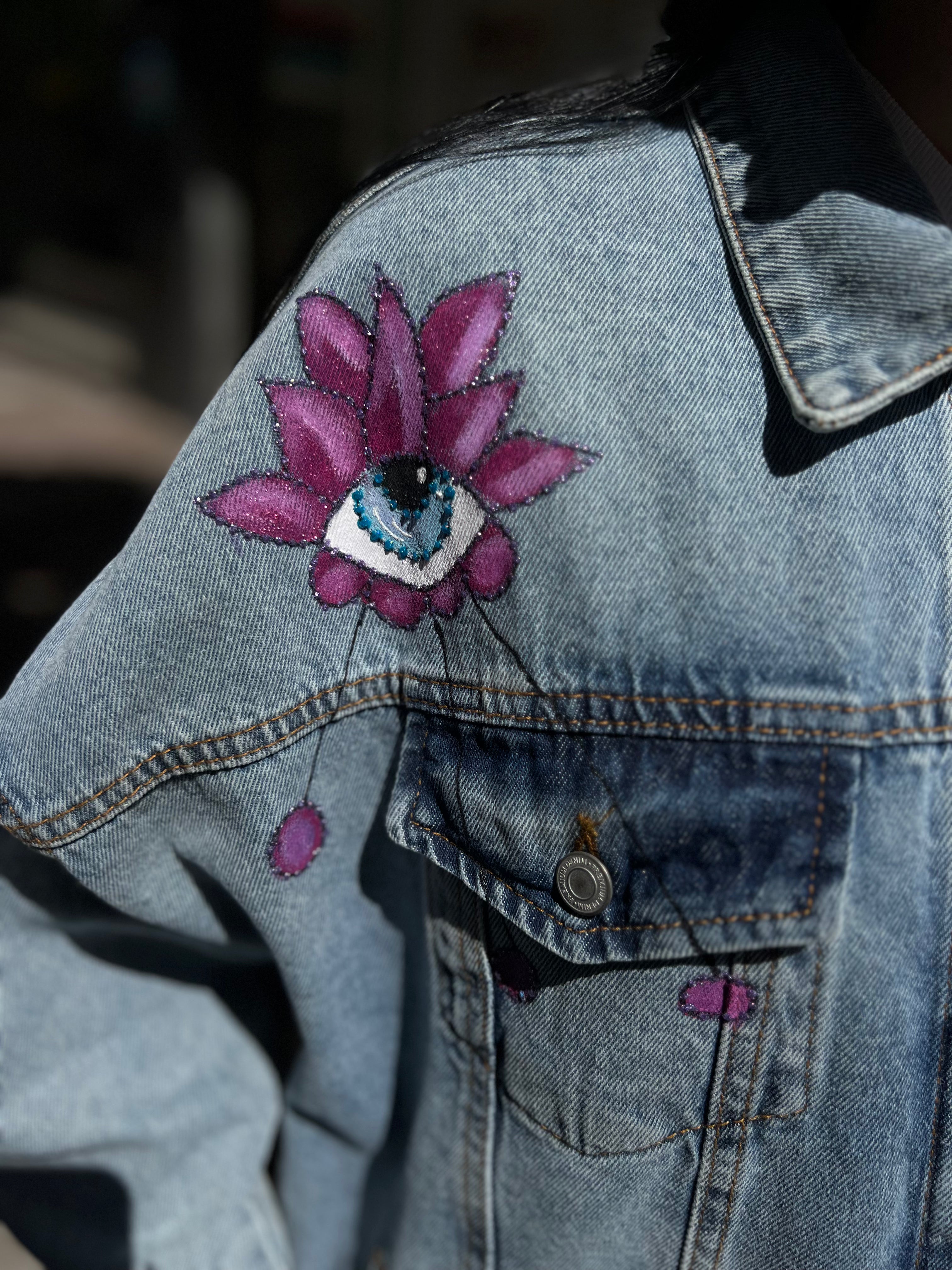 Denim-pink eye jacket