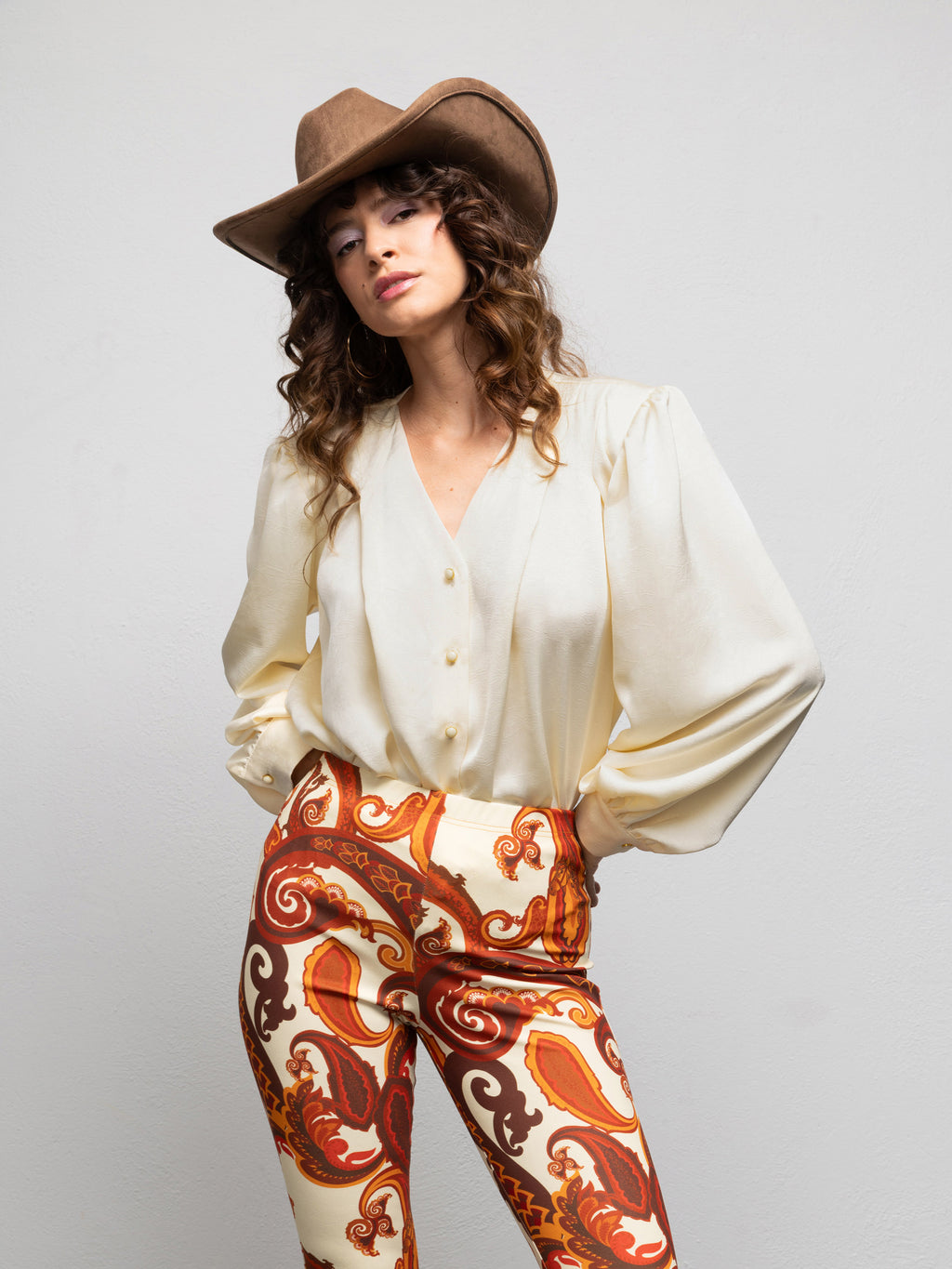 GOLDIE SHIRT - CREAM