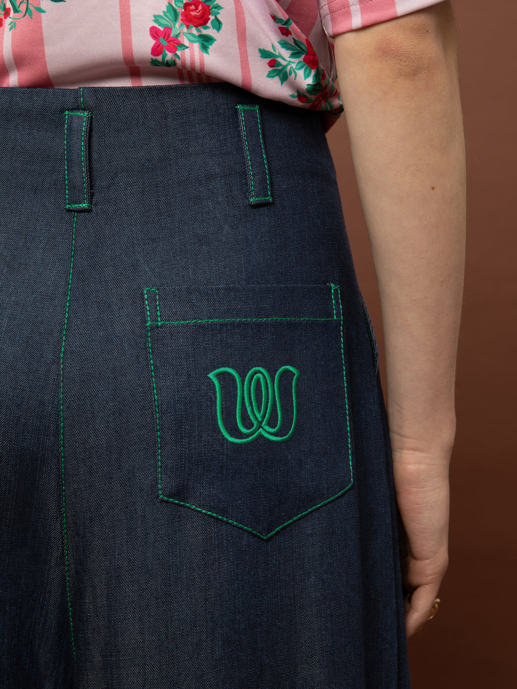 DENIM CROPPED PANTS - DARK BLUE