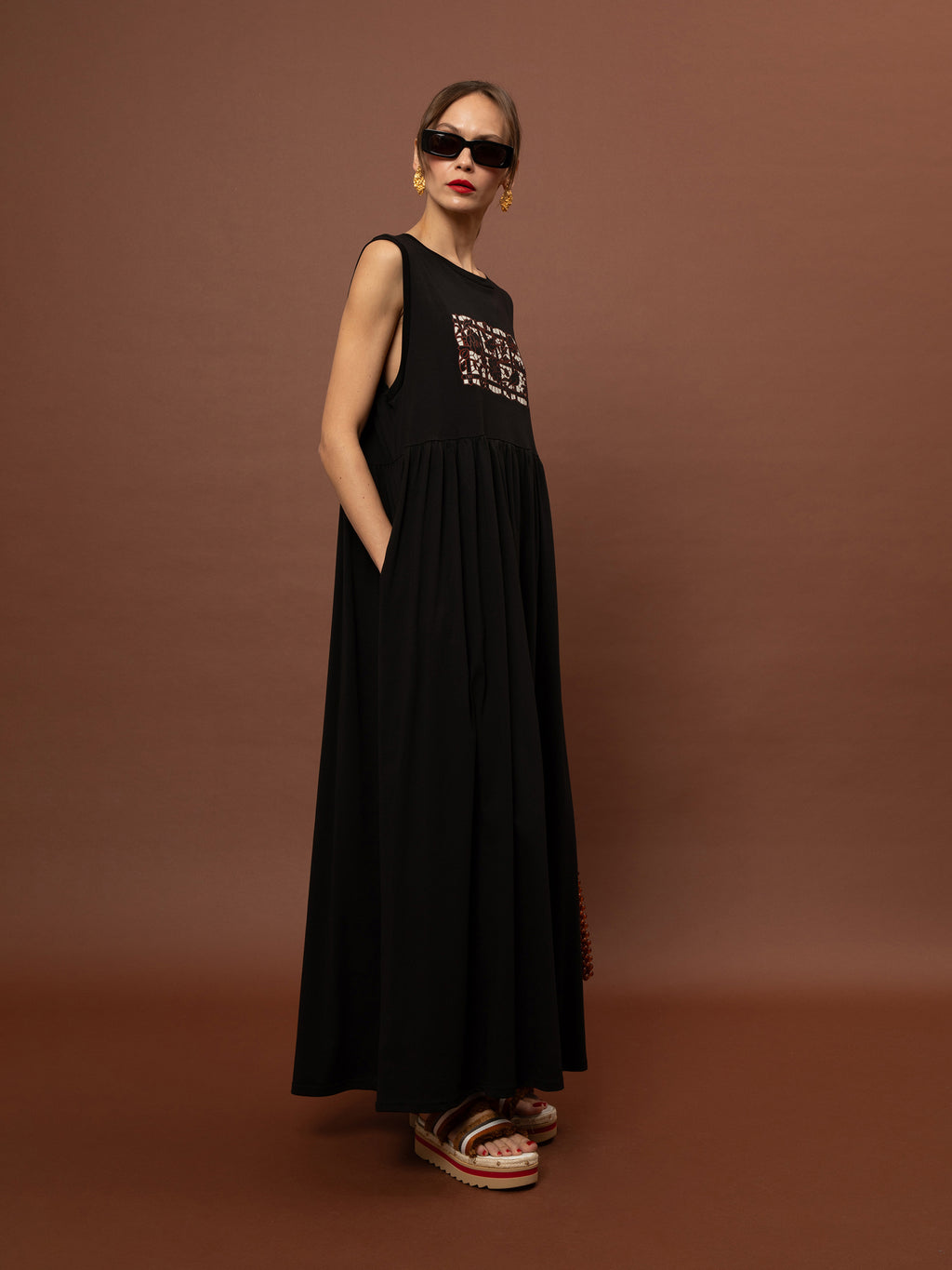 SLEEVELESS COTTON DRESS - BLACK